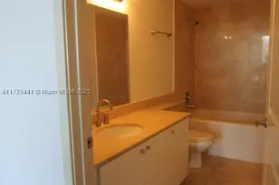 170 SE 14th, Miami, FL 33131 - Photo 10