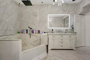 18600 NE 7th, North Miami Beach, FL 33179 - Photo 32