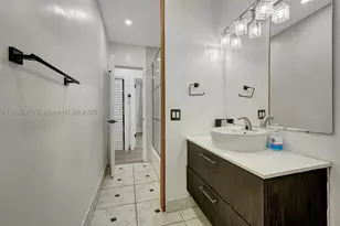 18600 NE 7th, North Miami Beach, FL 33179 - Photo 22