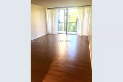 3101 N Country Club #306, Aventura, FL 33180 - Photo 10