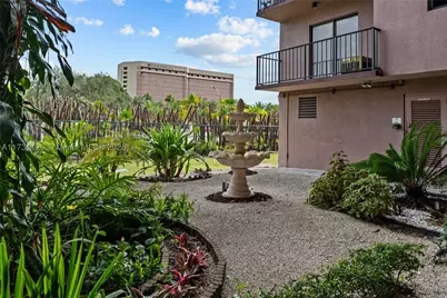 605 NW 72nd #406, Miami, FL 33126 - Photo 1