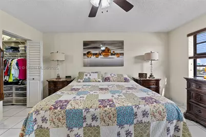 605 NW 72nd #406, Miami, FL 33126 - Photo 4