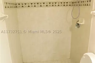 617 SE 7, Cape Coral, FL 33990 - Photo 22
