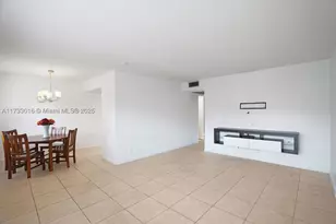151 SW 135th, Pembroke Pines, FL 33027 - Photo 4