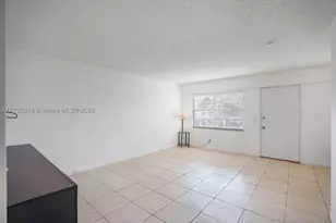 151 SW 135th, Pembroke Pines, FL 33027 - Photo 10
