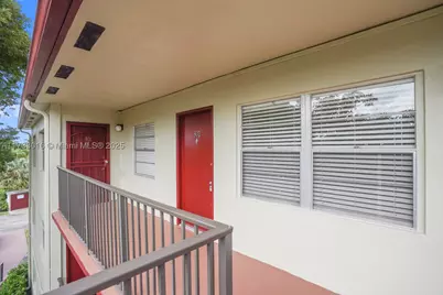 151 SW 135th #302T, Pembroke Pines, FL 33027 - Photo 26