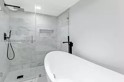 1000 Island #2003, Aventura, FL 33160 - Photo 24