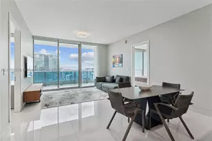 200 Biscayne Blvd, Miami, FL 33131 - Photo 2