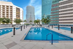 200 Biscayne Blvd, Miami, FL 33131 - Photo 18