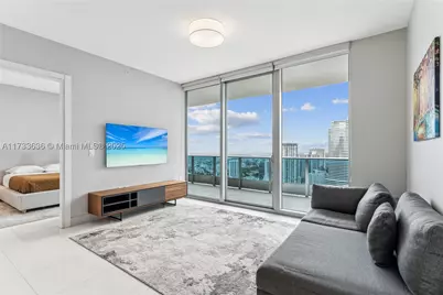 200 Biscayne Boulevard #4912, Miami, FL 33131 - Photo 8