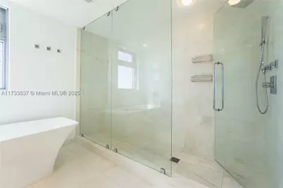 17301 Biscayne #207, North Miami Beach, FL 33160 - Photo 14
