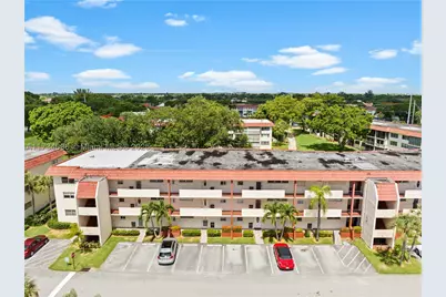 711 S Hollybrook #109, Pembroke Pines, FL 33025 - Photo 30