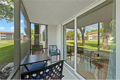711 S Hollybrook #109, Pembroke Pines, FL 33025 - Photo 12
