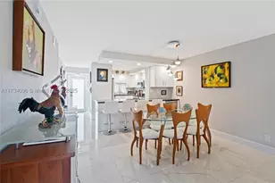711 S Hollybrook, Pembroke Pines, FL 33025 - Photo 14