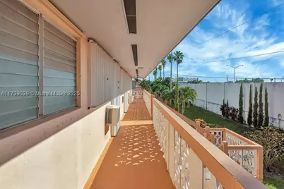 820 SW 11th #14B, Hallandale Beach, FL 33009 - Photo 18