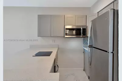 820 SW 11th #14B, Hallandale Beach, FL 33009 - Photo 4