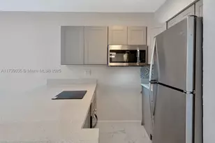 820 SW 11th, Hallandale Beach, FL 33009 - Photo 4