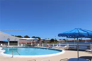 820 SW 11th, Hallandale Beach, FL 33009 - Photo 14
