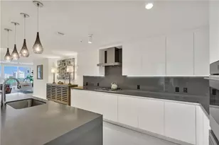 1133 SW 2nd, Miami, FL 33130 - Photo 2