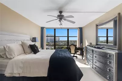 800 Parkview #909, Hallandale, FL 33009 - Photo 26