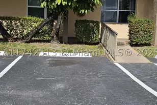 9380 Sunrise Lakes, Sunrise, FL 33322 - Photo 12