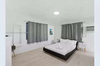 9950 E Bay Harbor, Bay Harbor Islands, FL 33154 - Photo 10