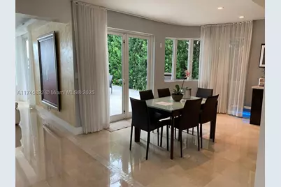 1670 Daytonia, Miami Beach, FL 33141 - Photo 16