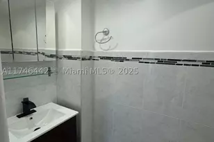 3642 NE 171 St, North Miami Beach, FL 33160 - Photo 8