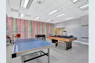 1200 Brickell Bay #3924, Miami, FL 33131 - Photo 6