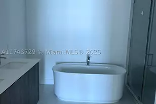 17550 Collins, Sunny Isles Beach, FL 33160 - Photo 6