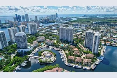 2000 Island #410, Aventura, FL 33160 - Photo 30