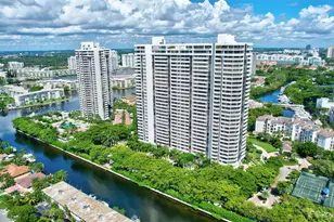 2000 Island, Aventura, FL 33160 - Photo 32