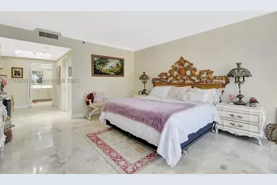 2000 Island #410, Aventura, FL 33160 - Photo 20