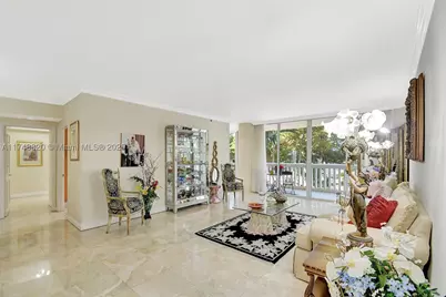 2000 Island #410, Aventura, FL 33160 - Photo 6