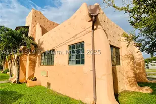 200 Azure, Miami Springs, FL 33166 - Photo 16