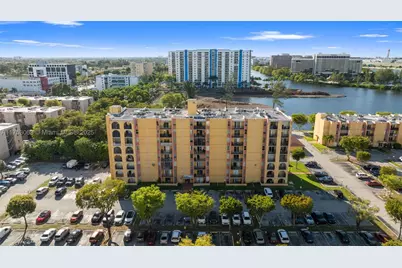 4801 NW 7th #109-16, Miami, FL 33126 - Photo 20