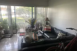 5851 Washington, Hollywood, FL 33121 - Photo 8