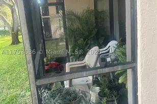 5851 Washington, Hollywood, FL 33121 - Photo 2