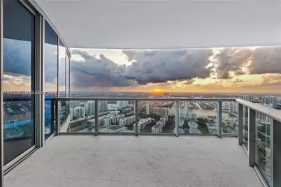 17001 Collins #4705, Sunny Isles Beach, FL 33160 - Photo 14