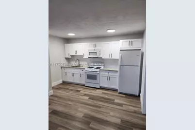 25 W 6th #25, Hialeah, FL 33010 - Photo 4