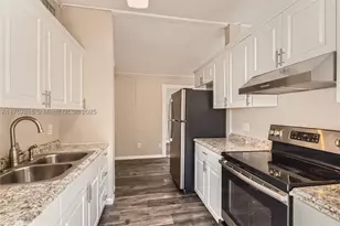 1753 NE 178th, North Miami Beach, FL 33162 - Photo 2