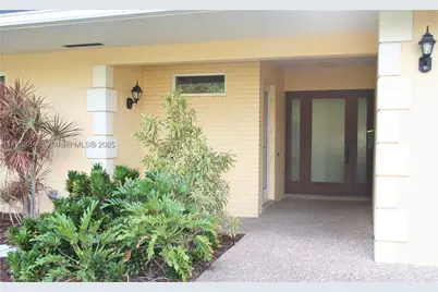 1933 Twin Dolphin, Fort Lauderdale, FL 33316 - Photo 28
