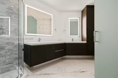 851 NE 1st #4203, Miami, FL 33132 - Photo 22