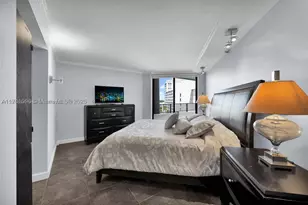 300 Three Islands, Hallandale, FL 33009 - Photo 34