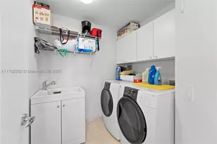 21150 Point, Aventura, FL 33180 - Photo 28