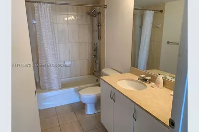 1750 N Bayshore #2215, Miami, FL 33132 - Photo 10