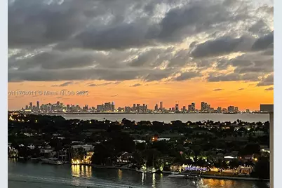 5875 Collins #1704, Miami Beach, FL 33140 - Photo 36