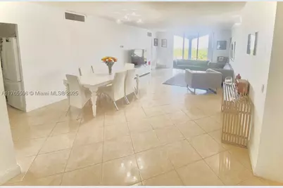9801 Collins #8M, Bal Harbour, FL 33154 - Photo 2