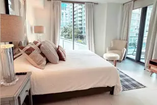 31 SE 6th, Miami, FL 33131 - Photo 6