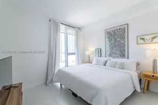 31 SE 6th, Miami, FL 33131 - Photo 8